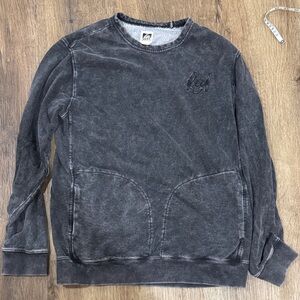 Reef Men's Charcoal Crewneck Sweater with pockets